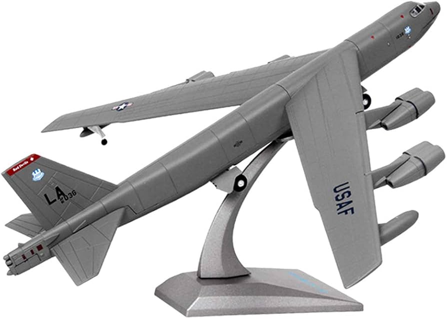 Amazon.co.jp: freneci 1：200軍用機アメリカのB-52爆撃機飛行機