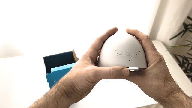 Watch Amazon Alexa Echo Spot ﹙White﹚ - Unboxing & Overview on