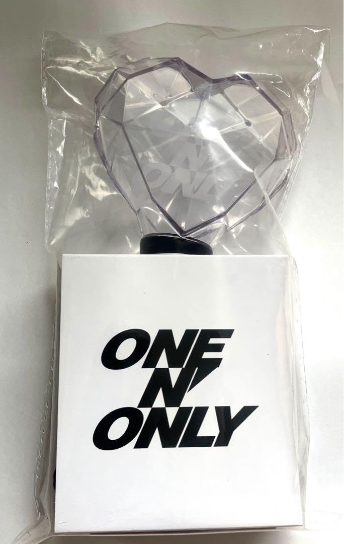 Amazon.co.jp: ONEN'ONLY ワンエン ペンライト #004 : おもちゃ