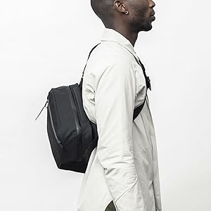 Amazon | [ブラックエンバー]BLACK EMBER GRIP SLING ショルダーバッグ