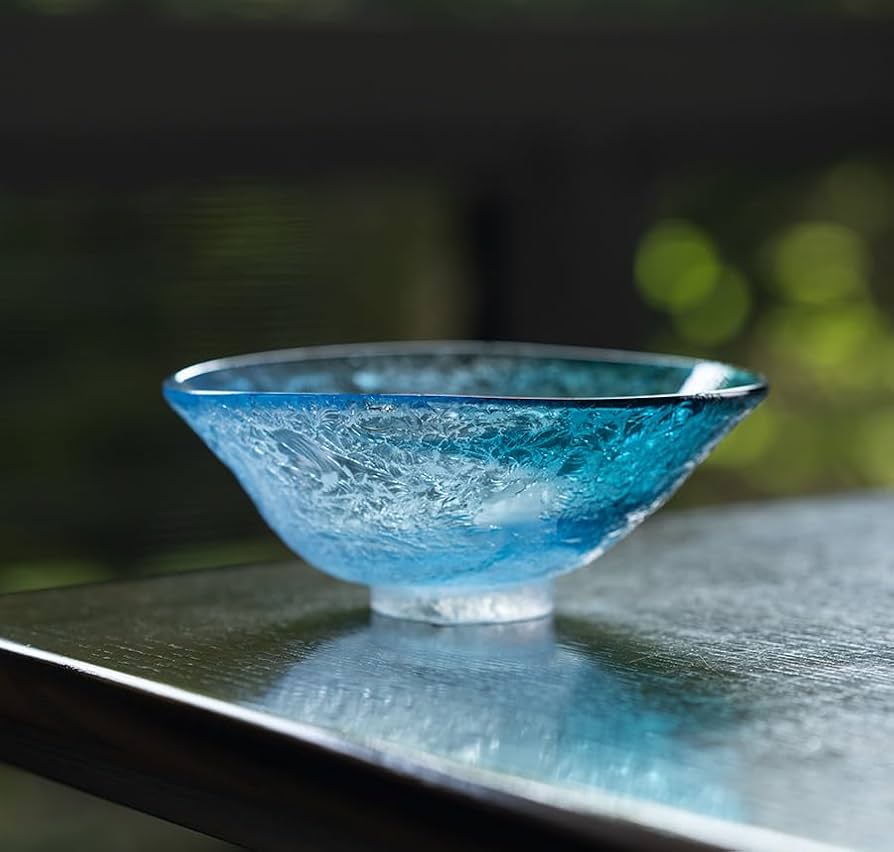 Amazon | ガラス抹茶茶碗 | ガラス茶碗「一刻の空」（KOK-132） 作家