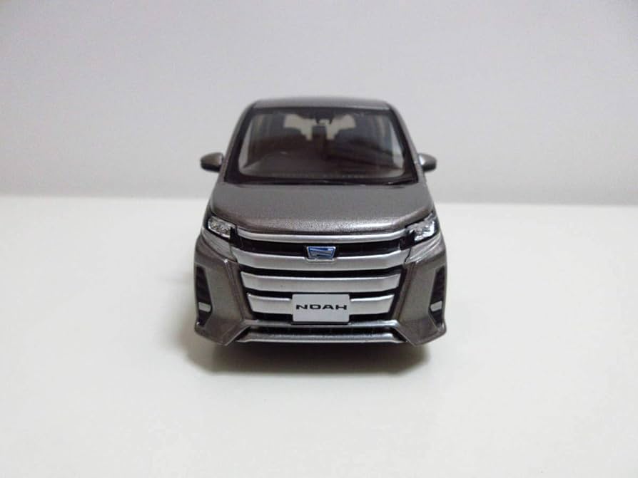 Amazon | 1/30 ミニカー ノア ハイブリッド Si 80 後期 NOAH カラー