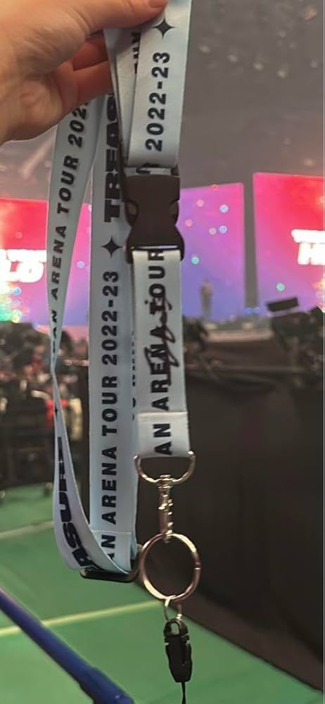 Amazon.co.jp: treasure ジフン サイン入り : 文房具・オフィス用品