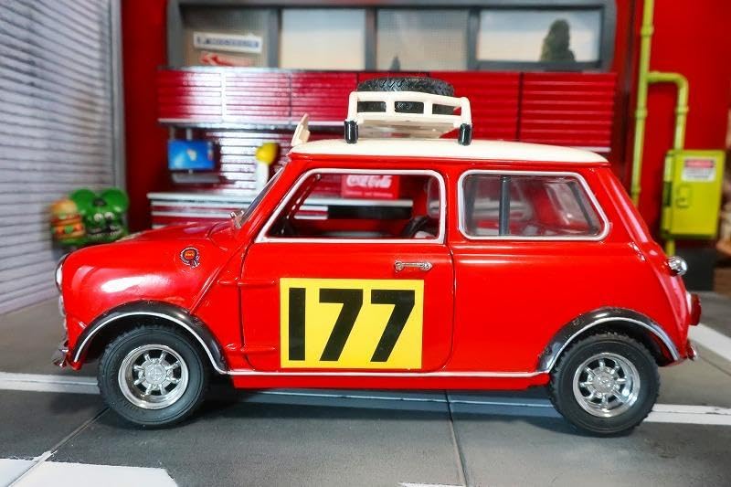 Amazon.co.jp: 1 18 京商 ミニクーパーs モンテカルロラリー 1967 優勝