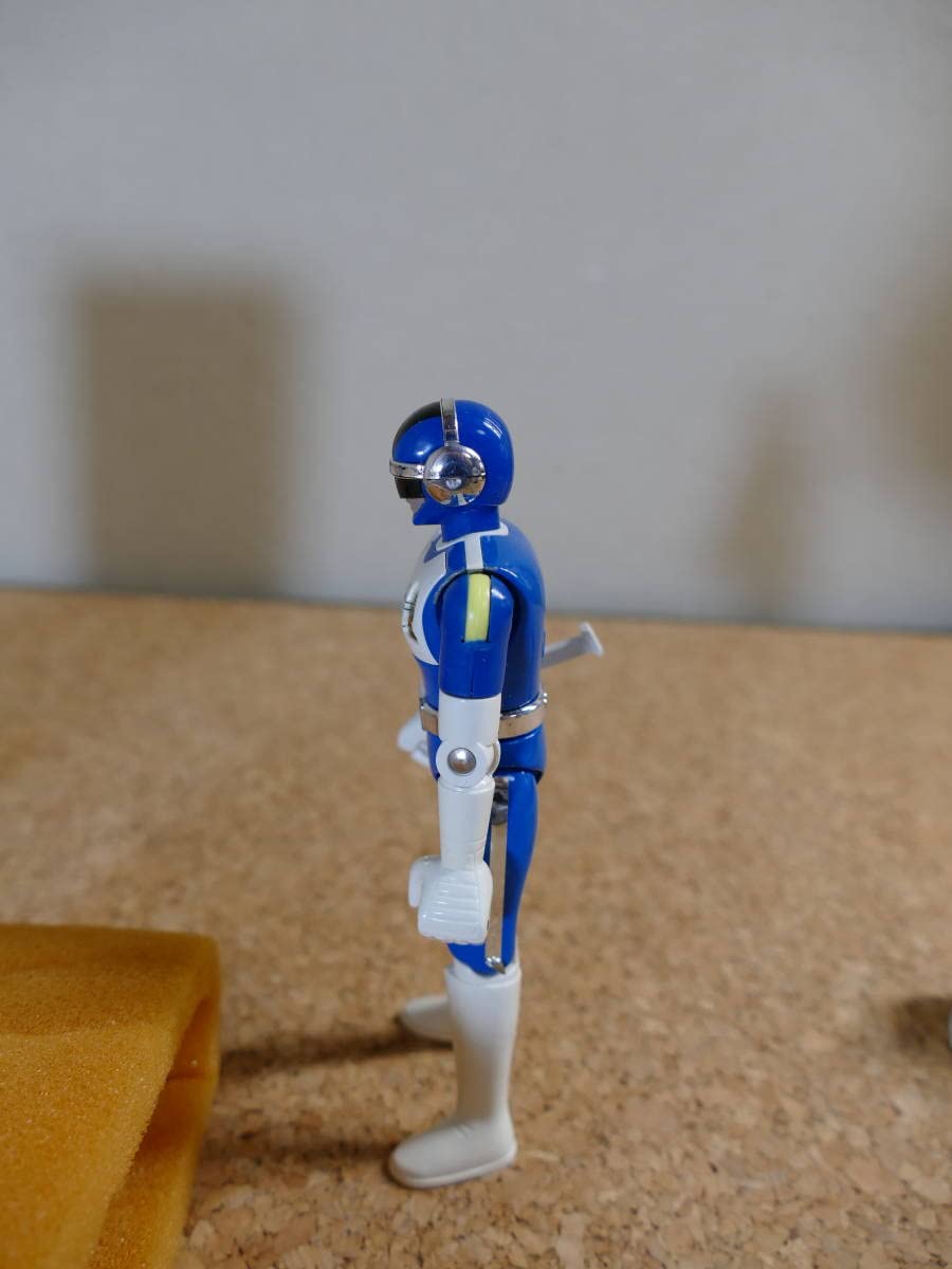 Amazon.co.jp: ポピー 超合金 超電子バイオマン バイオブルー GC-11