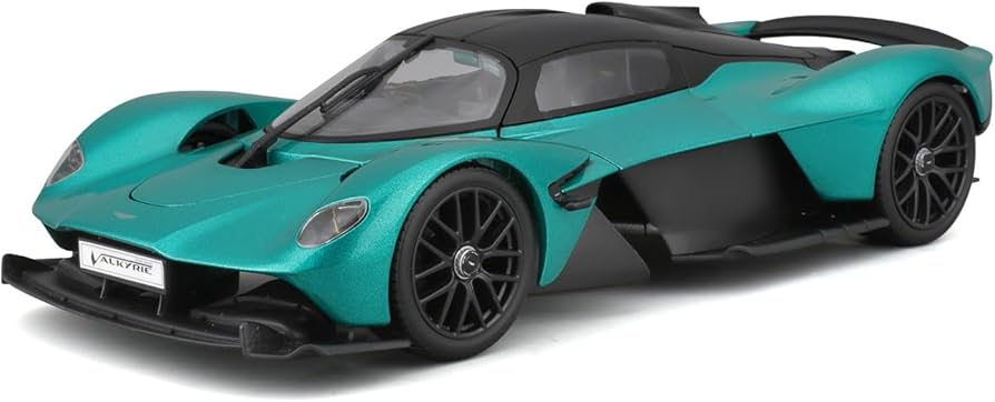 Amazon.com: Maisto 1:18 Scale Special Edition 2022 Aston Martin