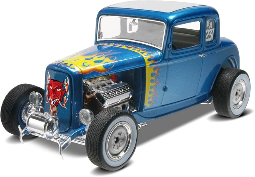 Amazon.com: Revell 85-4228 1932 Ford 5 Window Coupe 2N1 1:25 Scale