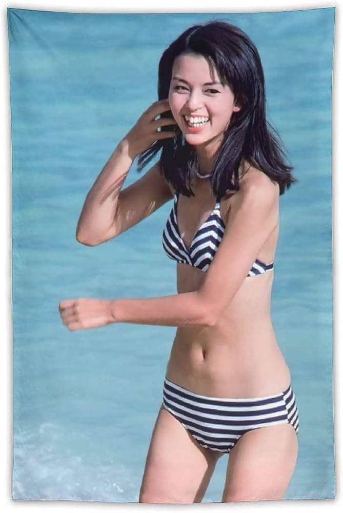 Amazon.co.jp: 1959岡田奈々初恋少女アイドル写真ポスター (1) アート