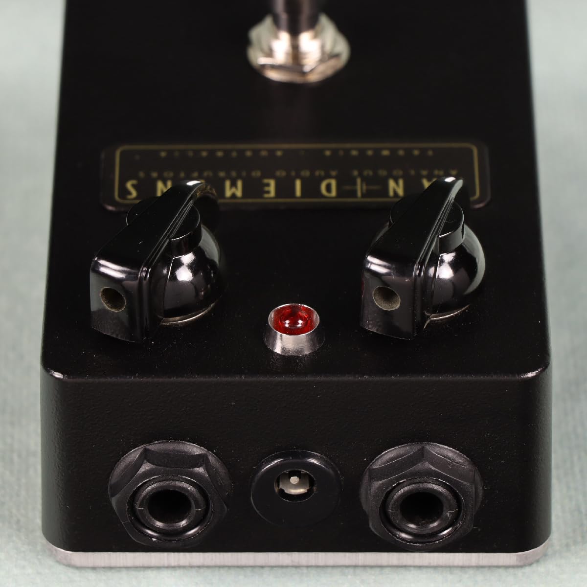 Amazon | Van Diemens Analogue Audio Disruptors/Thylacine Fuzz