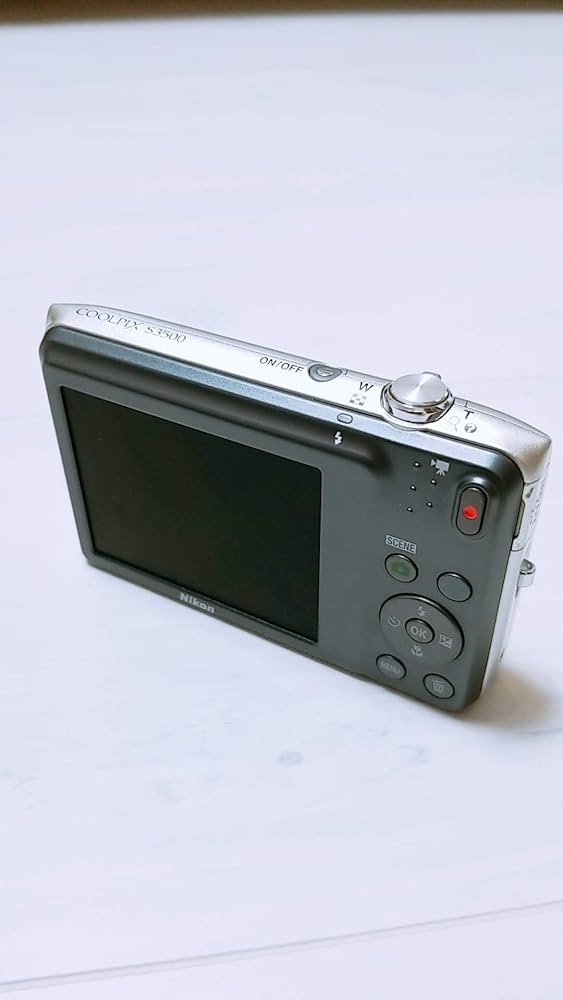 Amazon | Nikon デジタルカメラ COOLPIX S3500 光学7倍ズーム 有効画素