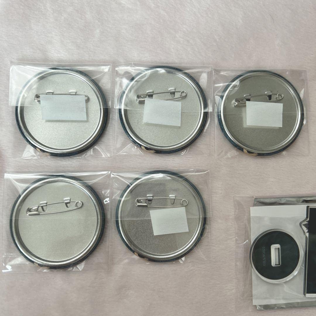 Amazon.co.jp: モブサイコ100 影山律 缶バッジ アクスタ セット : おもちゃ