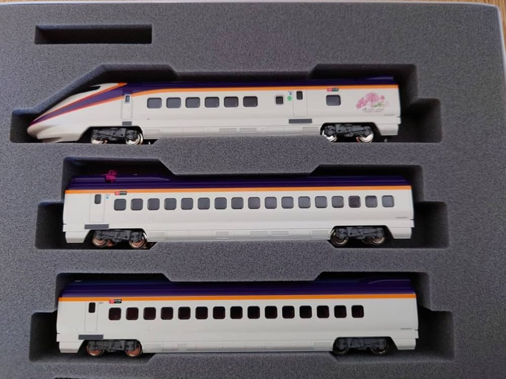 Amazon | KATO 10-1255 E3系2000番台 山形新幹線 つばさ 新塗色