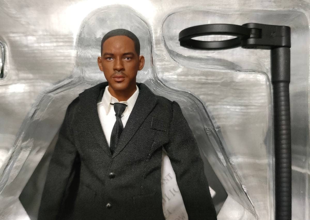 Amazon.co.jp: 1/12 メン・イン・ブラック アクションフィギュア