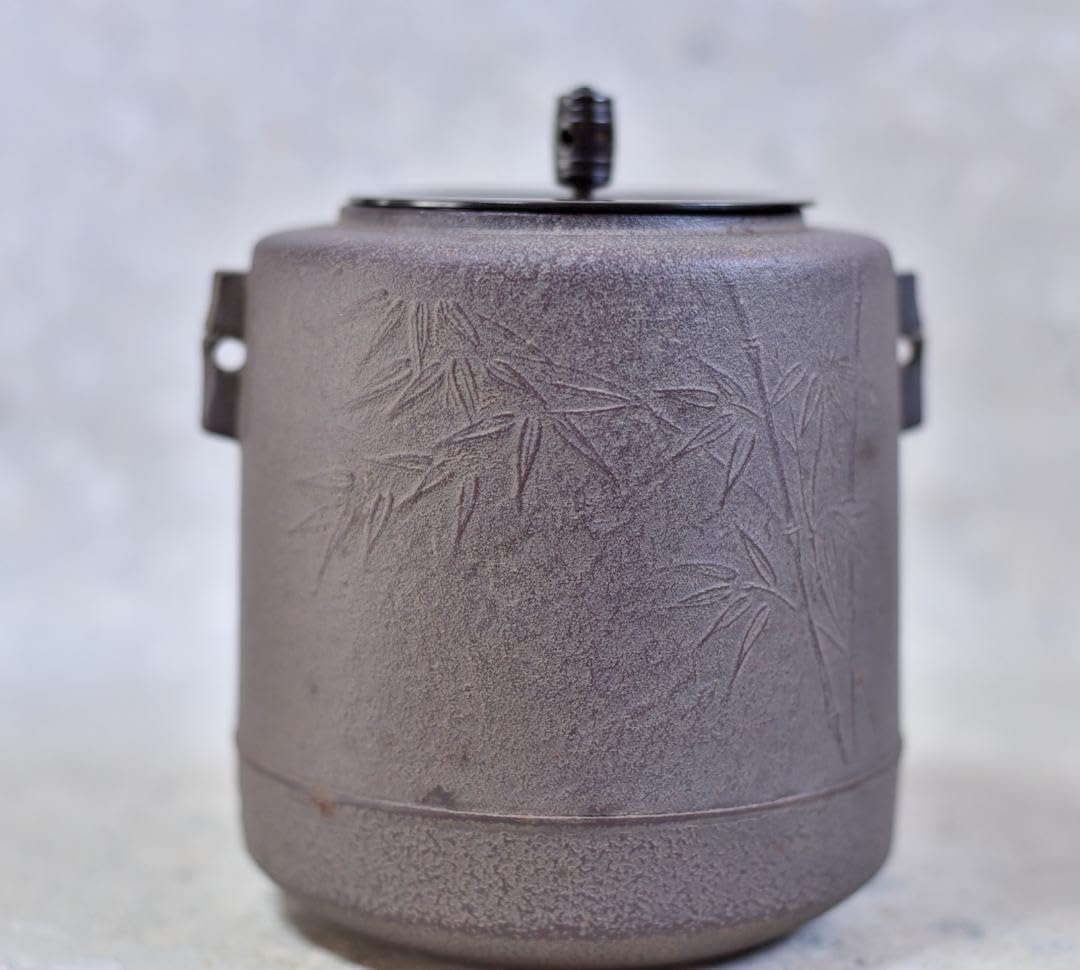 茶道具 虫食入 鐡鐶 釜師 【大西清右衛門】作 箱書あり