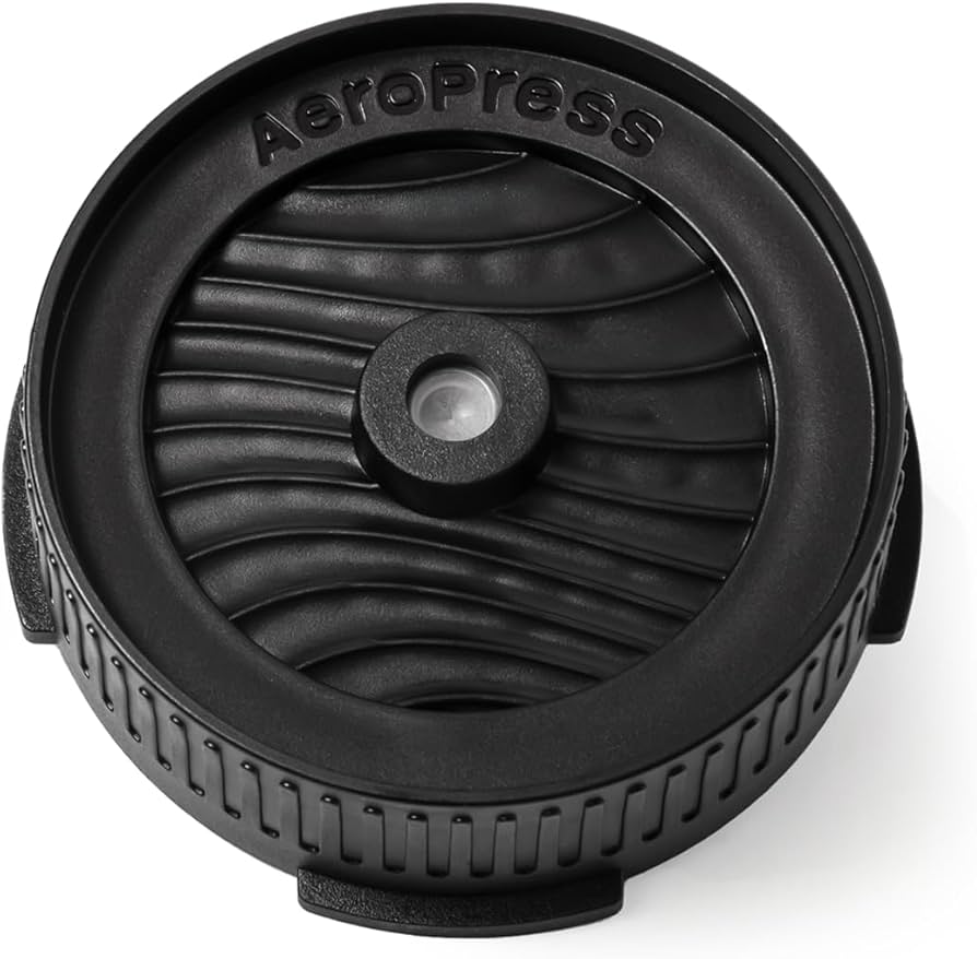 Amazon | AeroPressフローコントロールフィルターキャップ、滴り落ちを