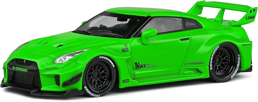 Amazon.com: SOLIDO 1/43 - Nissan GT-R (R35) LBWK : Arts, Crafts