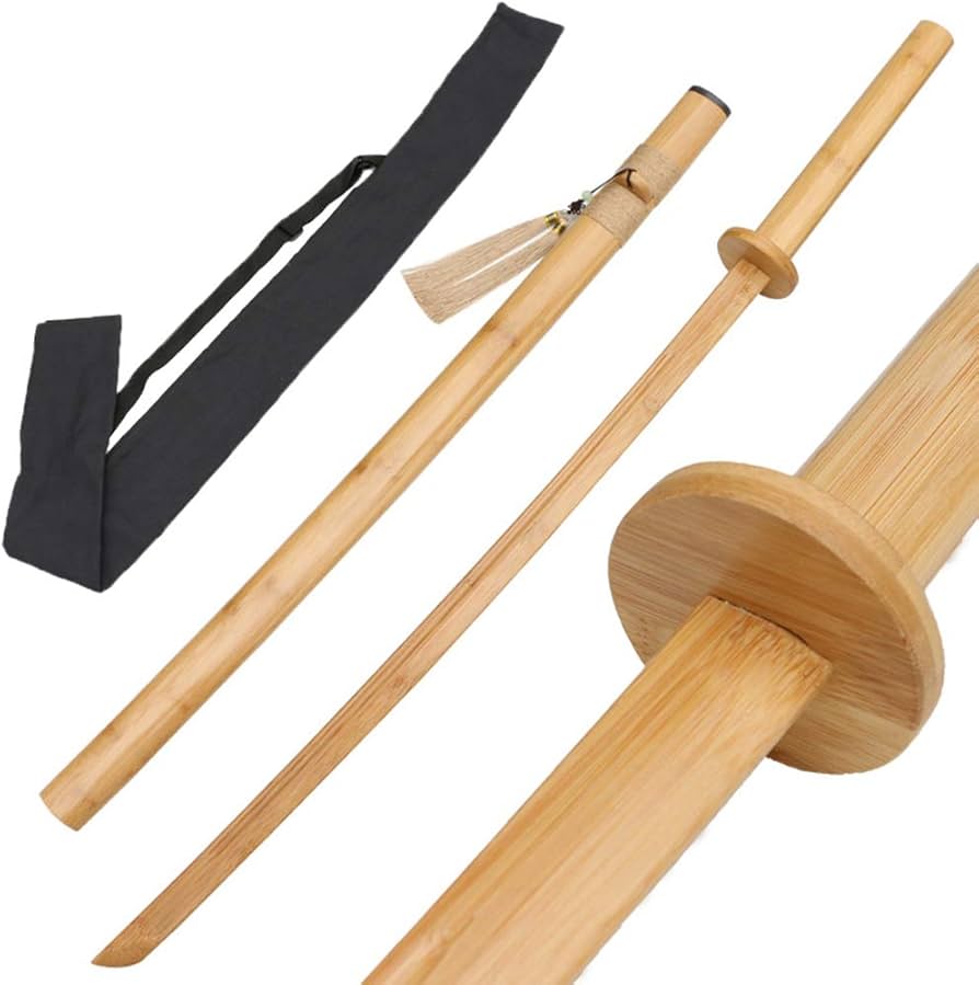 Amazon.co.jp: 竹刀 剣道 居合道 剣術 練習 舞台道具 木刀 模造刀