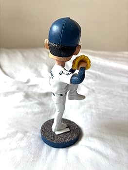 Amazon.co.jp: ロサンゼルス・ドジャース 佐々木朗希 バブルヘッド人形