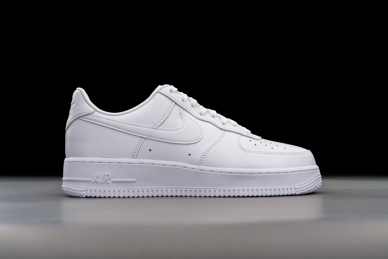 Amazon | [ナイキ] AIR FORCE 1 07 エアフォース1 WHITE/WHITE