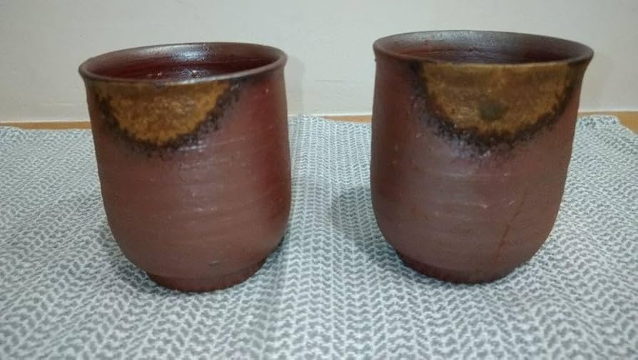 Amazon | 備前焼 夫婦湯呑み 井の陶印有り | ノーブランド品 | 湯呑み