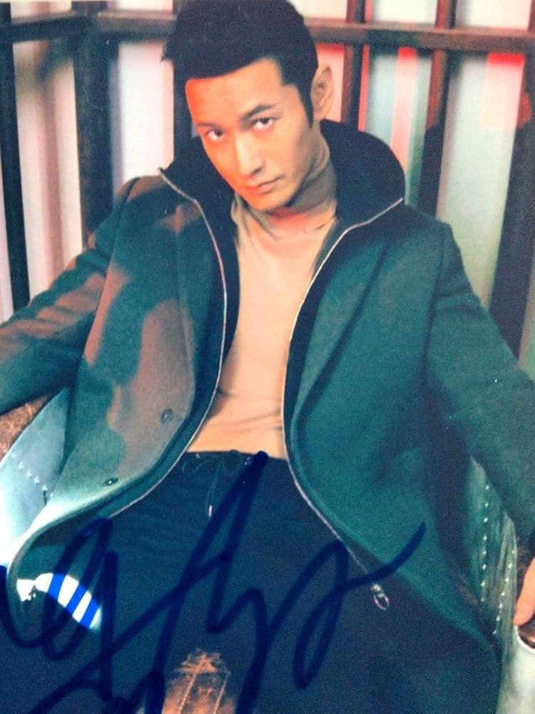 Amazon.co.jp: ホアンシャオミン直筆サイン入り2Lサイズ写真…Huang