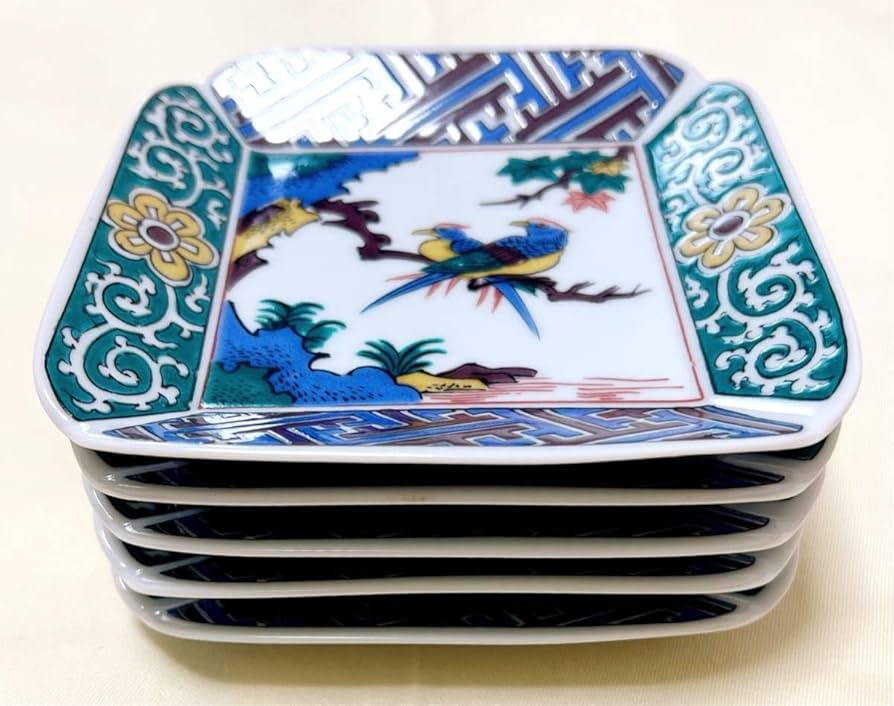 Amazon | 美術九谷焼 仙龍窯 色絵花鳥文 皿揃 角皿5枚 | ノーブランド