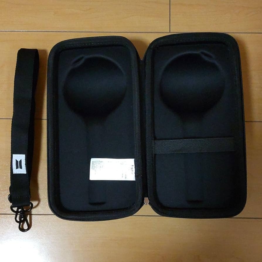 Amazon.co.jp: 公式BTS アミボム ケース ver.2 : おもちゃ