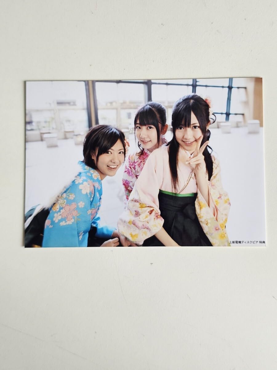 Amazon.co.jp: AKB48 渡辺麻友 桜の栞 店舗特典 生写真 宮澤佐江 柏木