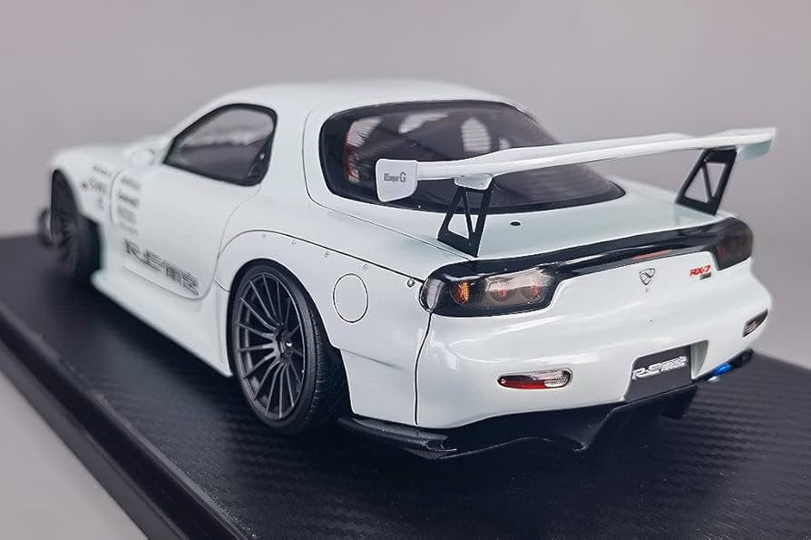 Amazon | ignition model 1/18 マツダ RX-7 (FD3S) RE Amemiya White