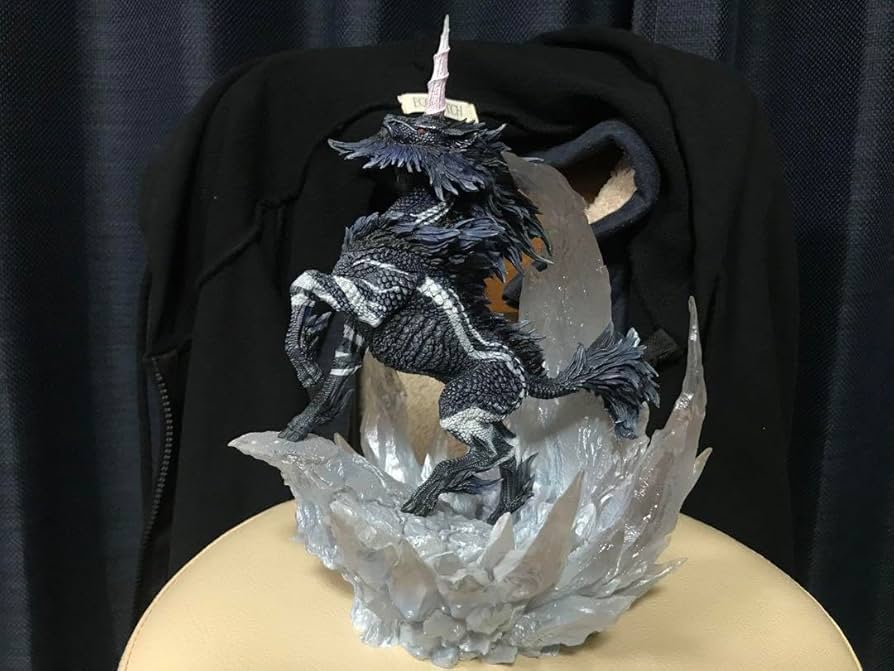 Amazon.co.jp: モンハン クリエイターズ キリン 亜種 フィギュア