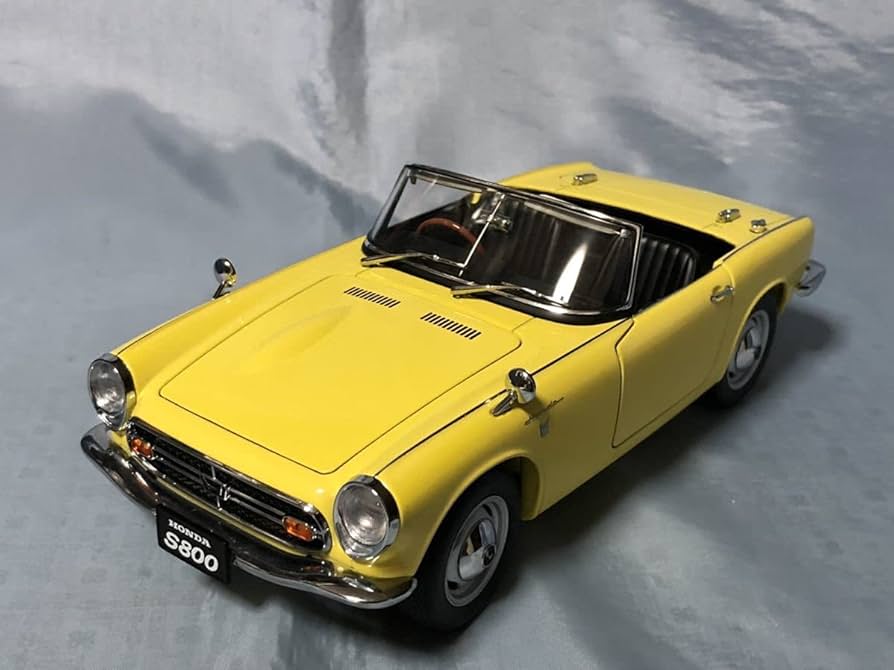 Amazon.co.jp: Auto Art Honda S800 Yellow 1/18 : Hobbies