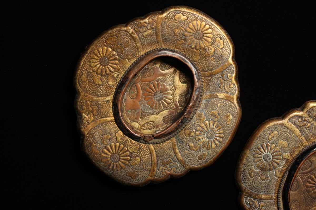 Amazon.co.jp: 時代建具菊の御紋引手古銅取手3個ふすま襖骨董建具金具