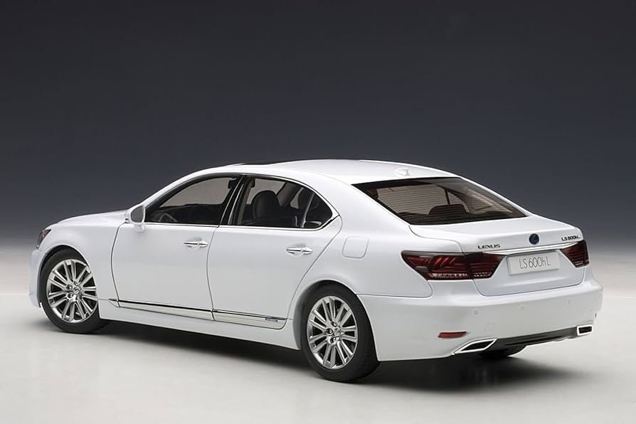 Amazon | AUTOart 1/18 レクサス LS600hL (ホワイトパール・ブラック