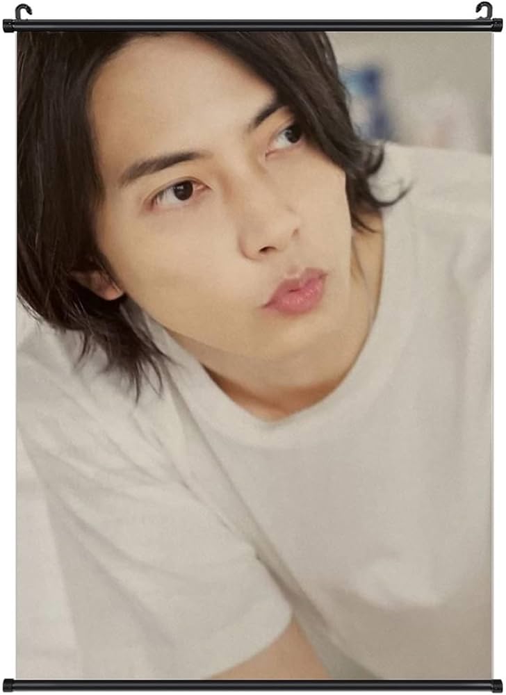 Amazon.co.jp: 山下智久 ぶら下げ写真 ポスター ホームデコレーション