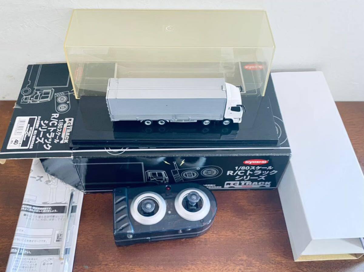 Amazon.co.jp: ふそう スーパーグレート ホワイト 四軸低床 RC 京商