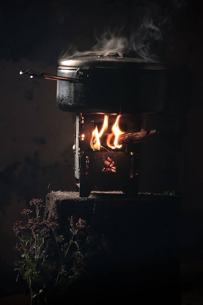 Amazon | アウトドアストーブ ブッシュボックス LF チタン | Bushcraft