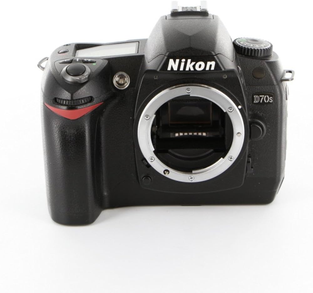 Amazon.co.jp: Nikon デジタル一眼レフカメラ D70S : Electronics