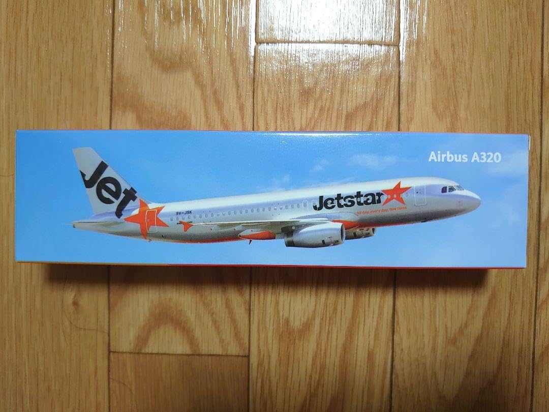 Amazon.co.jp: ジェットスター Jetstar AIRBUS A-320 1/200飛行機模型