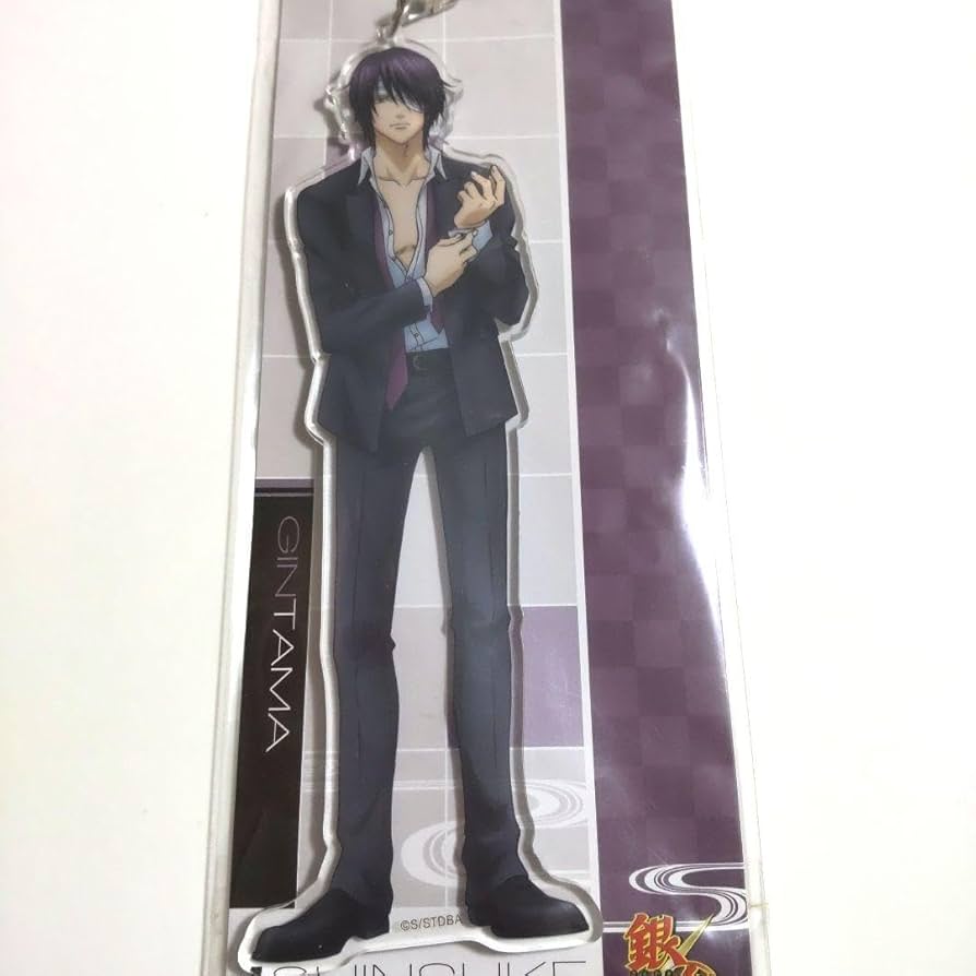 Amazon.co.jp: 銀魂 高杉晋助 スーツ アクリルキーホルダー : ホビー