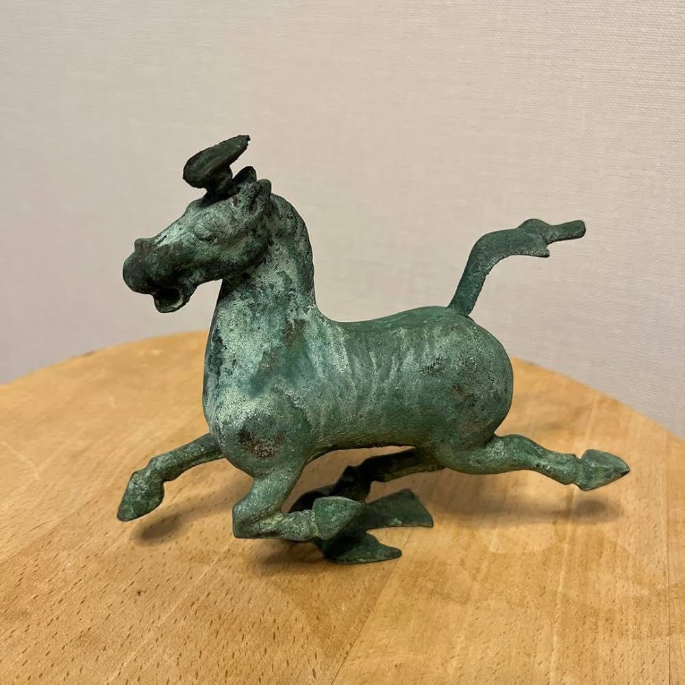 Amazon.co.jp: 骨董品青銅器 汗血馬 馬踏飛燕 風水アイテムです