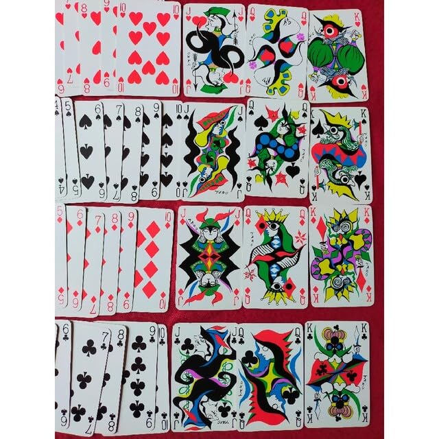 Amazon.co.jp: 岡本太郎 トランプ カード : おもちゃ