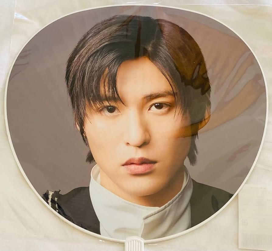 Amazon.co.jp: Snow Man 【 ジャンボうちわ （ 目黒蓮 ） 】 1st DOME