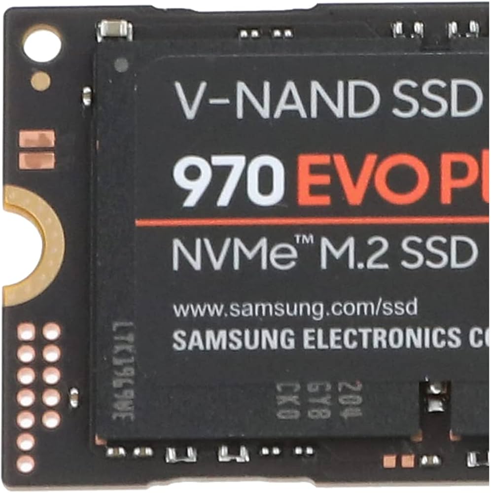 Amazon | Samsung 970 EVO Plus 500GB PCIe (最大転送速度 3,500MB/秒