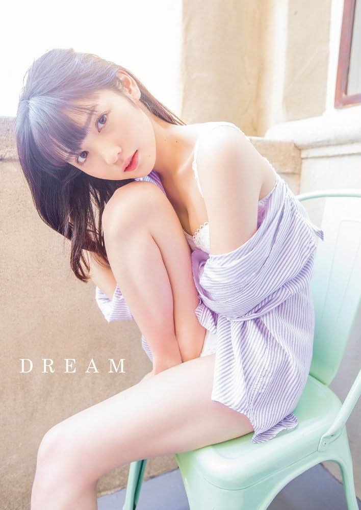 Amazon.co.jp: 道重さゆみ 写真集 『 DREAM 』 : 西田 幸樹, Yui Fujii: 本