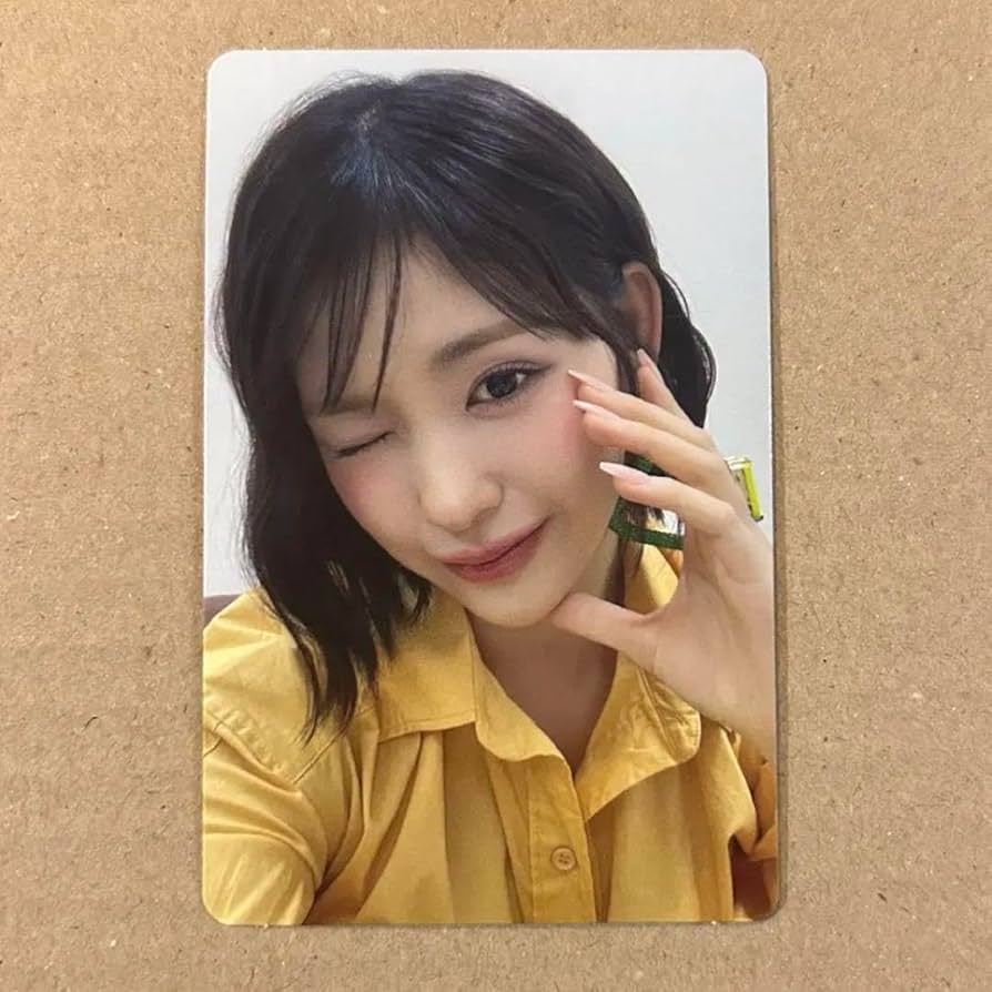 Amazon.co.jp: ME:I ミーアイ グッズ 石井蘭 トレカ 通常盤 : おもちゃ