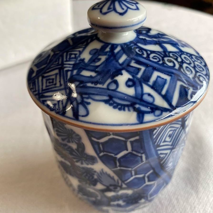 Amazon | 平安紫香京焼 清水焼 蓋付き湯呑み 染付 祥瑞 | ノーブランド