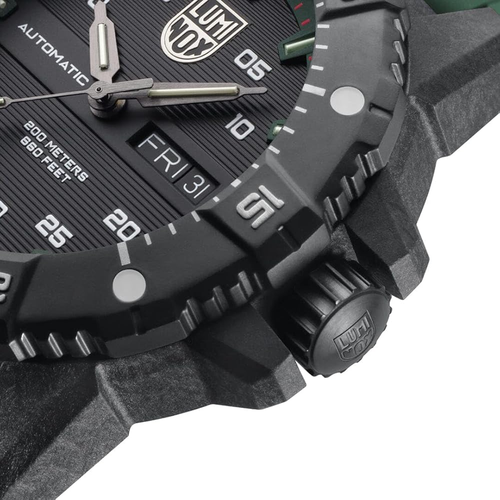 Amazon.com: Luminox XS.3877 Men's Master Carbon Seal Green Rubber