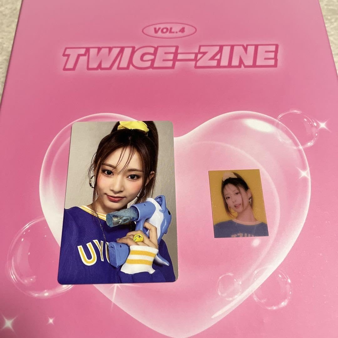 Amazon.co.jp: 限定TWICE once4期入会特典ツウィトレカポスター証明