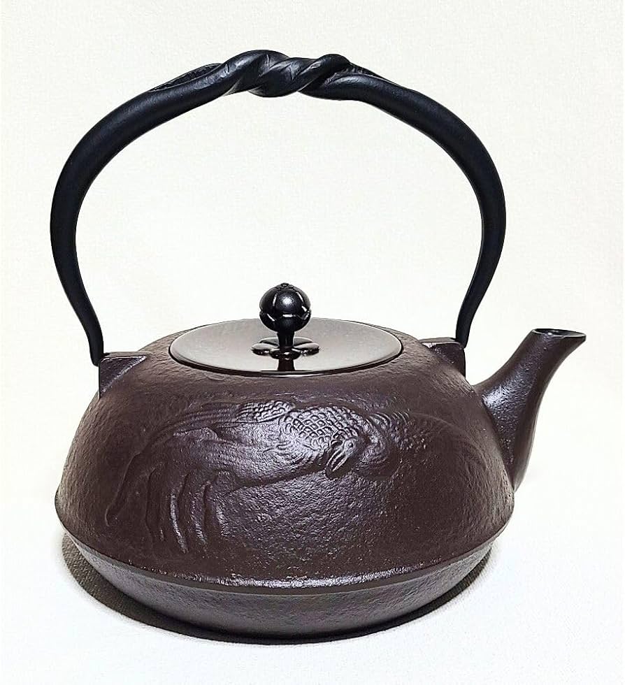 Amazon | 岩手県 水沢鍛造工芸社 南部鉄器 鉄瓶 平型 鳳凰 茶 1.5l