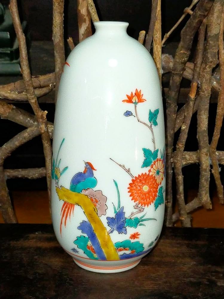 Amazon.co.jp: 人間国宝 十四代 酒井田柿右衛門 一輪挿し 花瓶 : おもちゃ